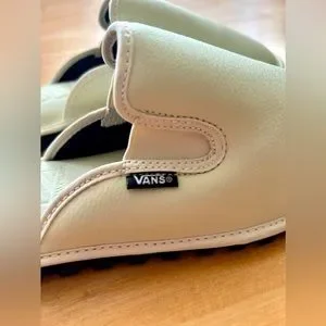COPY - 2022 VANS Mountain Mule Snow Slipper in Bone and Black Sam Taxwood Color… Vans | Shoes | Copy 222 Vans Mountain Mule Snow Slipper In  main image 2